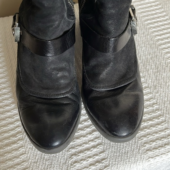 Donald J. Pliner leather ankle boots - Picture 9 of 16